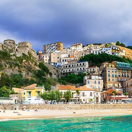 Club One Bed 86g Prázdninový dům Pizzo (Calabria)