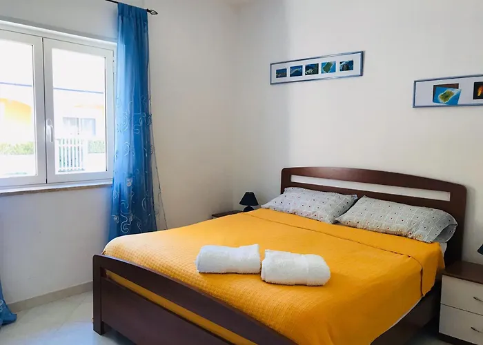 Club One Bed 86g Casa de Férias